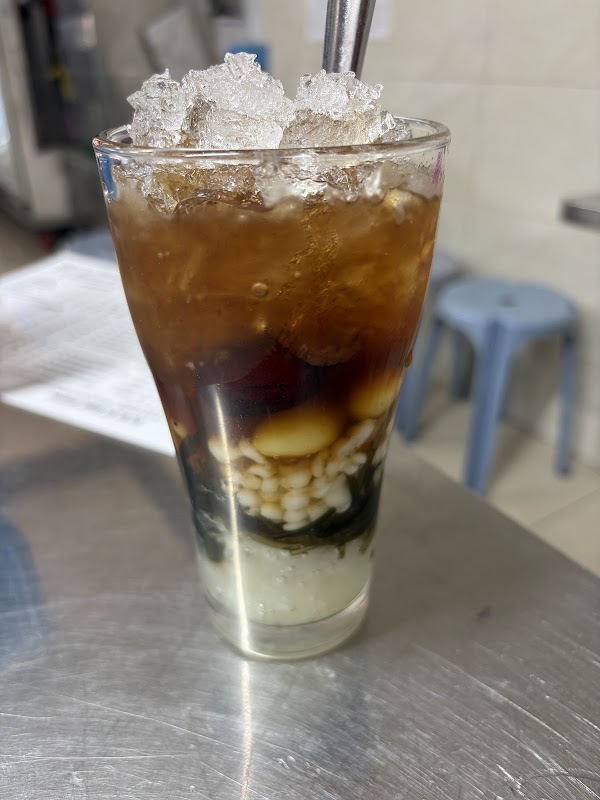 Ha Ky Sweet Soup Restaurant 3