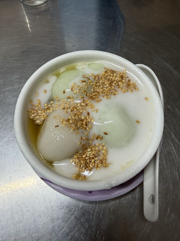 Ha Ky Sweet Soup Restaurant 2