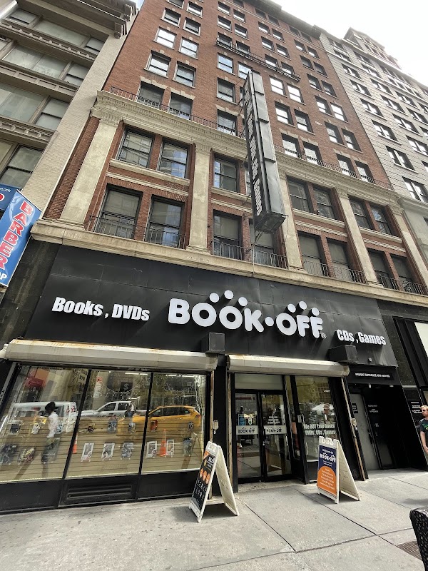 BOOKOFF New York Store