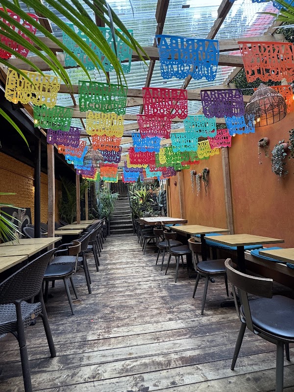 Arriba Burrito (St.Dénis)& Arriba Brunch 2