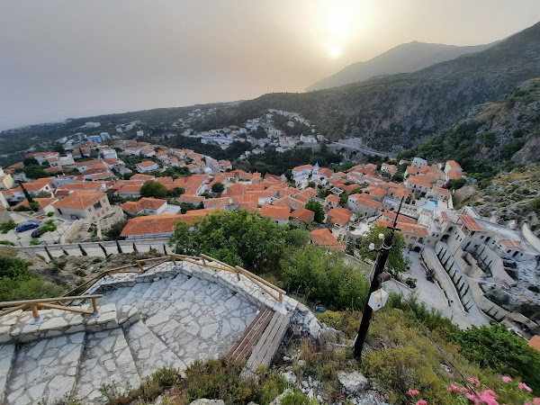 Dhërmi 4