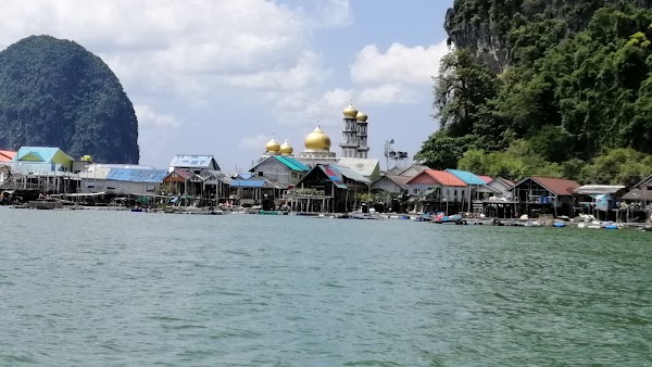 Traditional Fishing Village 4