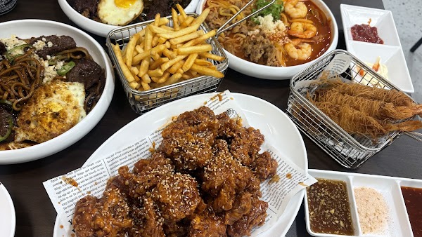 BSJ Chicken - Halal Restaurant 4