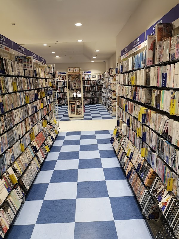 SURUGA-YA Marui city Yokohama Store 3