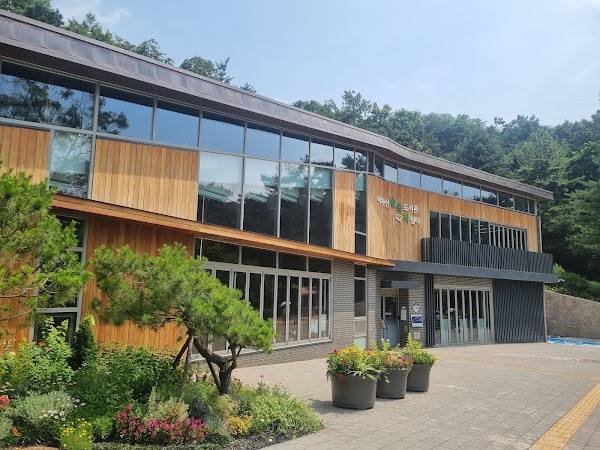 아차산숲속도서관 5