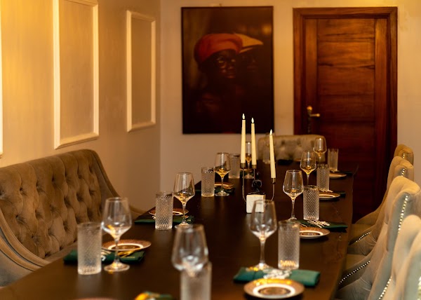 La Maison Restaurant