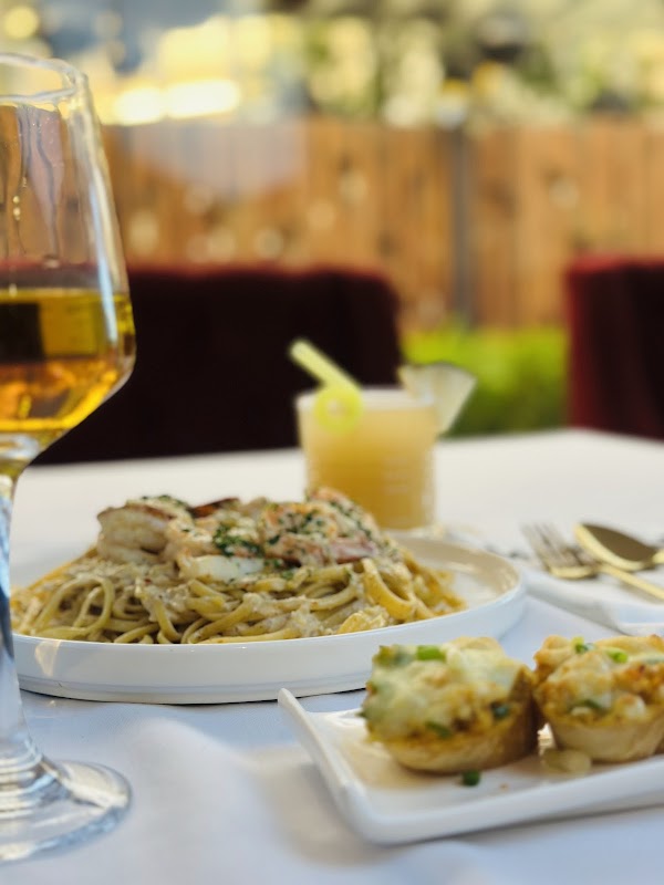 La Maison Restaurant 4