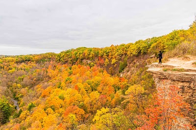 Dundas Peak