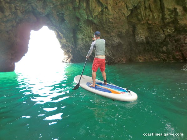 Coastline Algarve SUP & Coasteering 1