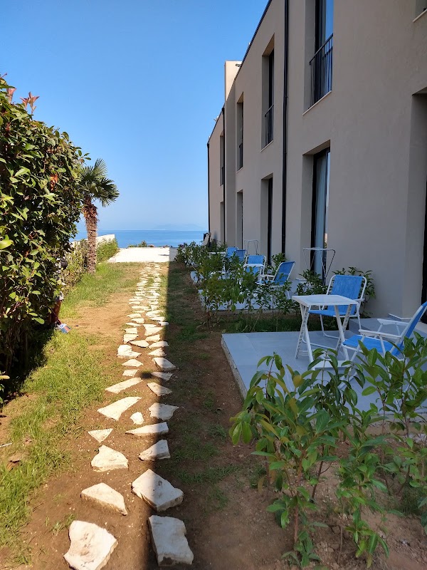 DUKE'S Albania Hotel
