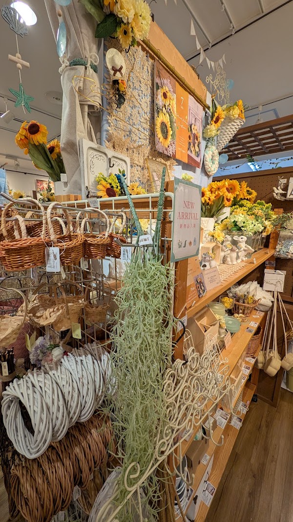 NATURAL KITCHEN & 5