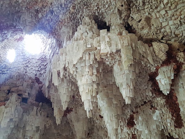 Crystal Grotto at Painshill 4