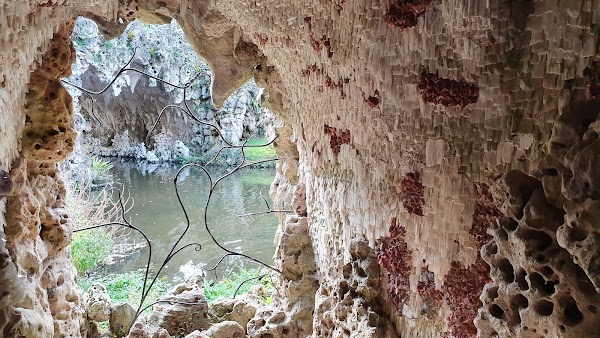 Crystal Grotto at Painshill 2