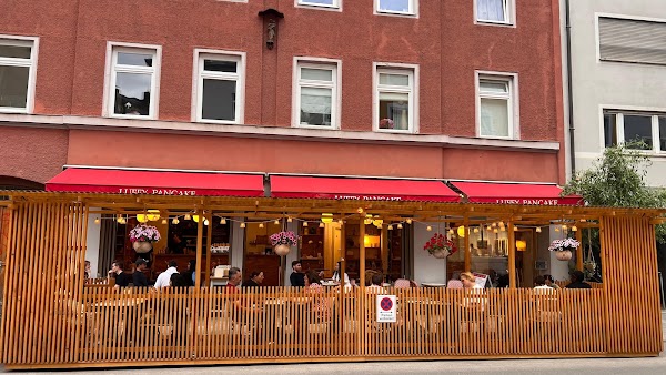 Luffy Pancake Café