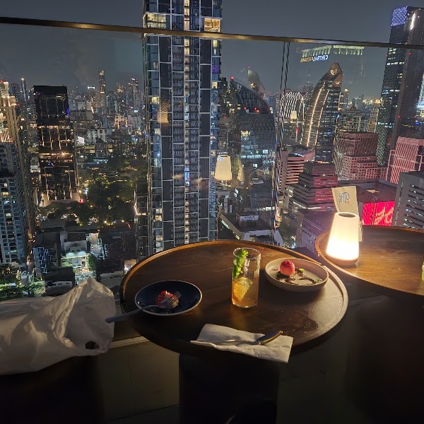 Sato San Rooftop Bar 3