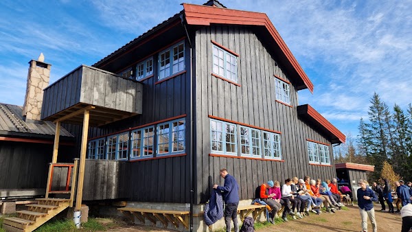 Skjennungstua 3