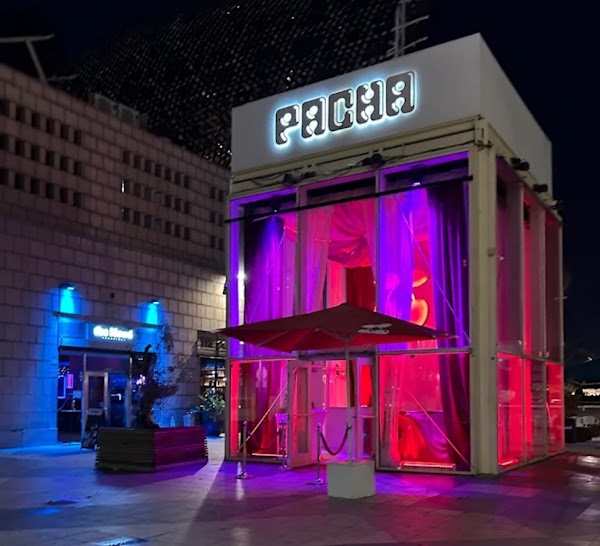 Pacha Barcelona 4