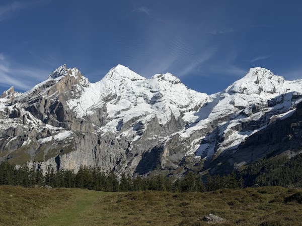 Hiking Path to Oeschinensee 3