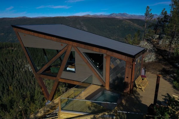 Eagle Nest Eco Lodge