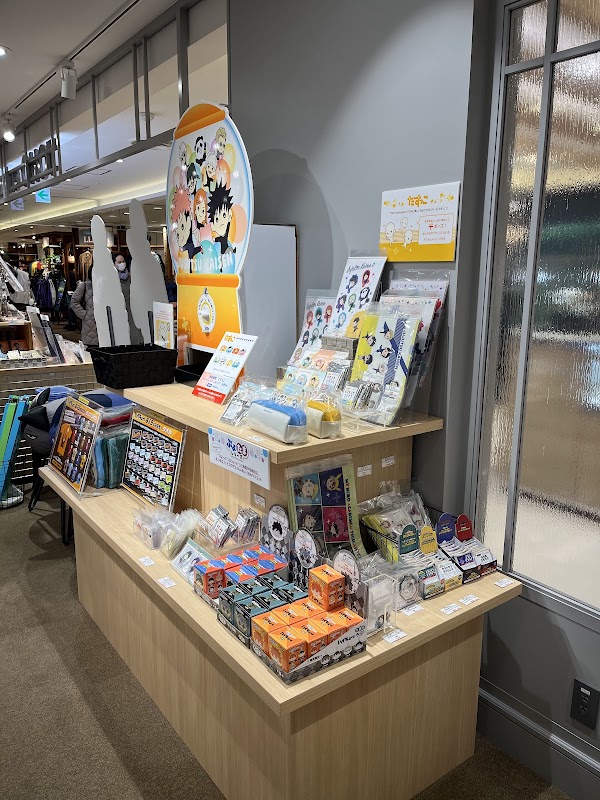 TOHO entertainment STORE トウホウエンタテイ
