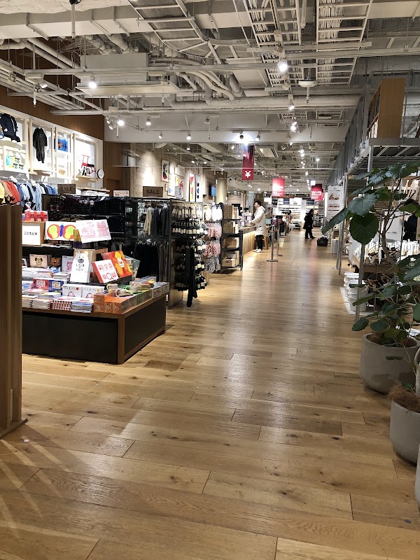 MUJI Grand Front Osaka Store 3