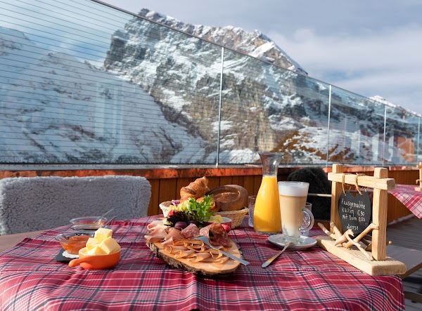 Mountain Restaurant Fürenalp 5