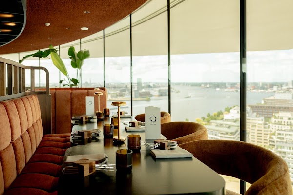 Restaurant Moon 1