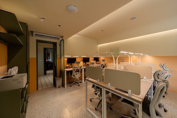 Flux CoWorking Space 24/7 - Tạ Mỹ Duật