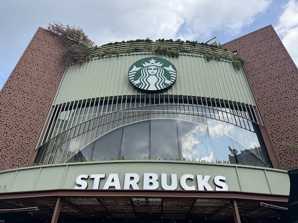 Starbucks New World 3