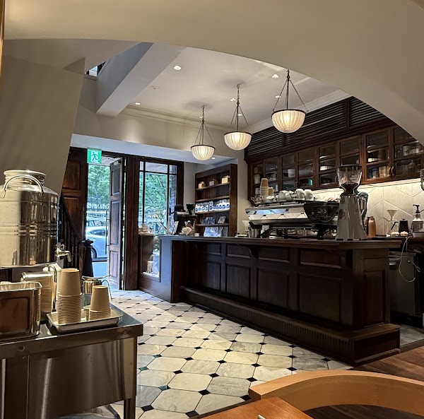 DILL COFFEE PARLOR