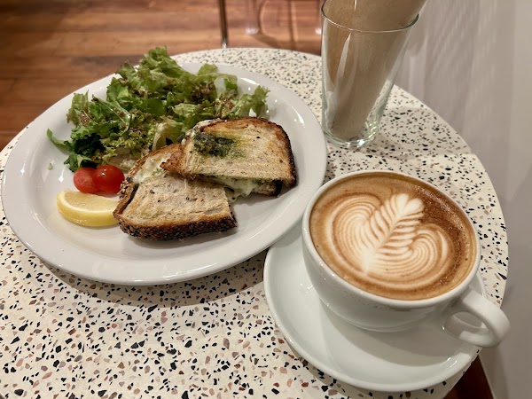 DILL COFFEE PARLOR 4