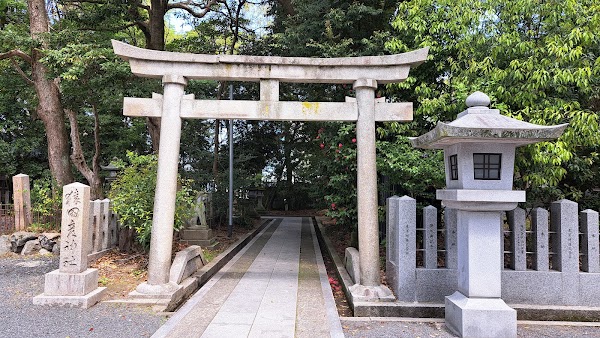 Kehi-jingu Shrine 4