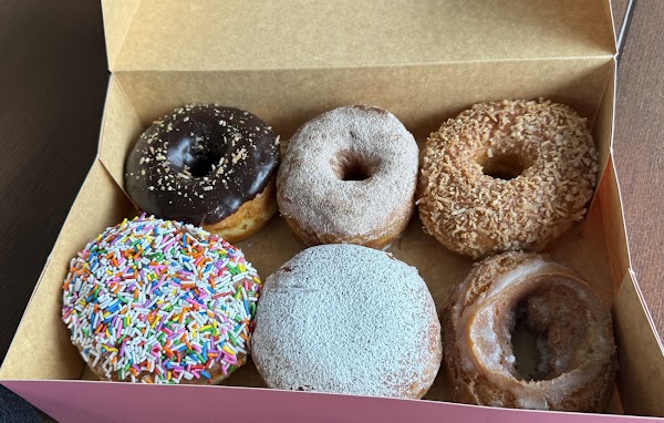 Harry and Heels California Donuts 5