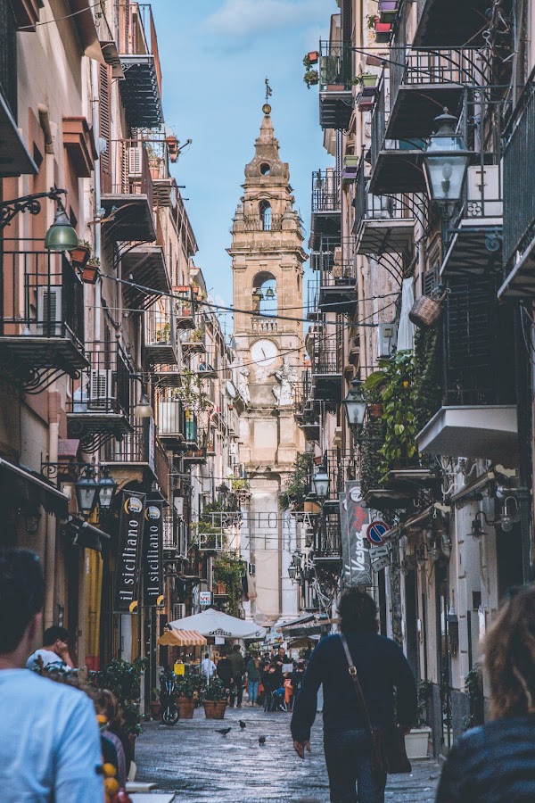 Via Maqueda