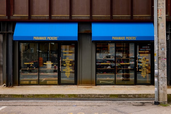 PARAMADE PICKERS