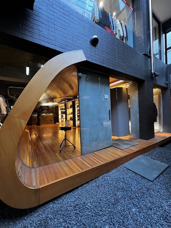 A.P.C. HARAJUKU UNDERGROUND