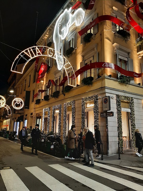 Via Gesù 5