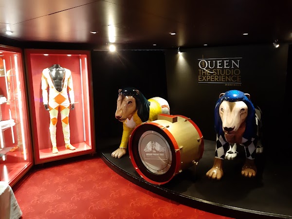 Queen Studio Experience 4