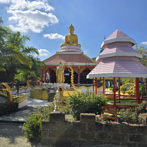 Wat Santi Nikhom 5