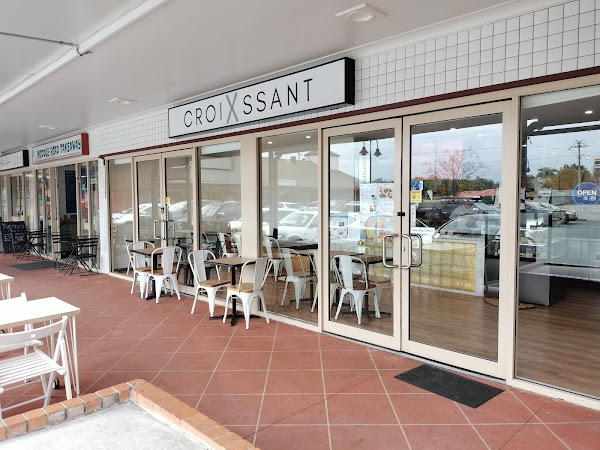 Croix Croissant Hillcrest 1