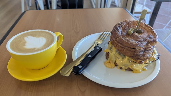 Croix Croissant Hillcrest 2