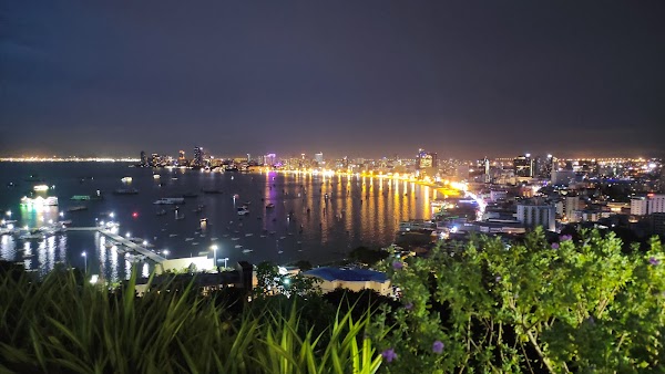 Phra Tamnak Mountain Viewpoint 4