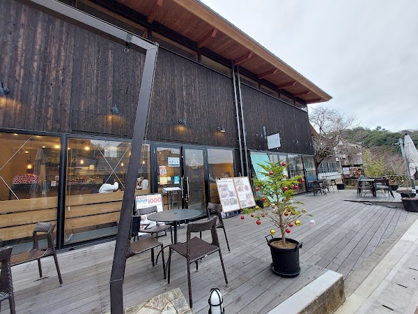 ARIMA SPRING TERRACE 3