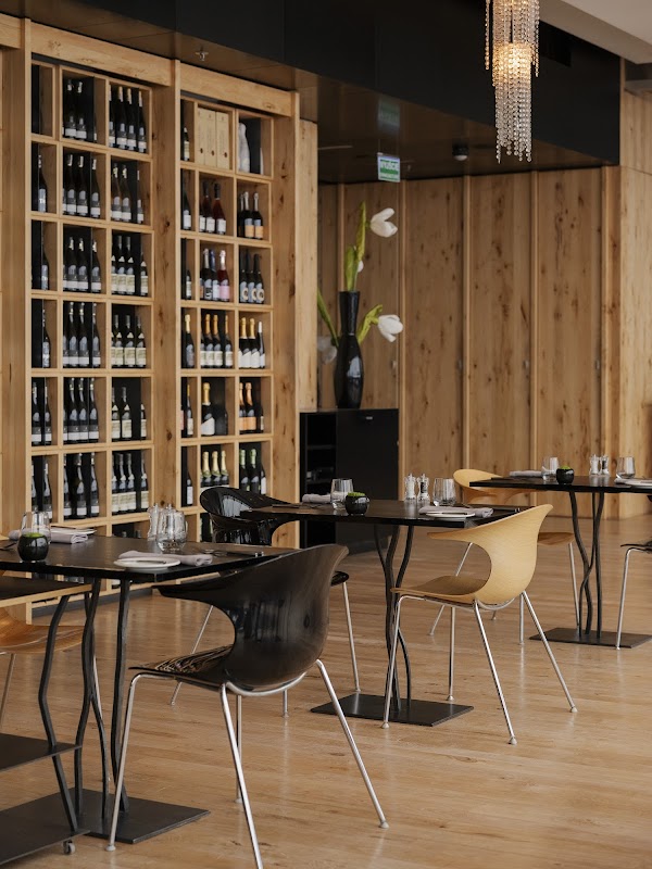 Concept 13 Restaurant