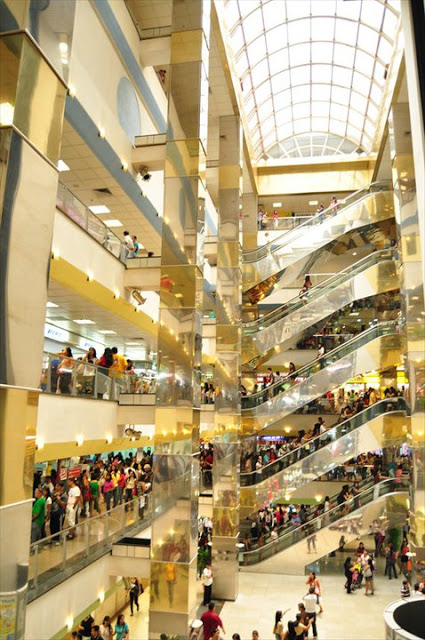 Lucky Plaza 5