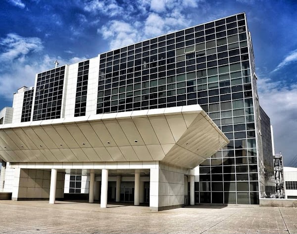 Islamic Azad University Science and Research Branch 5