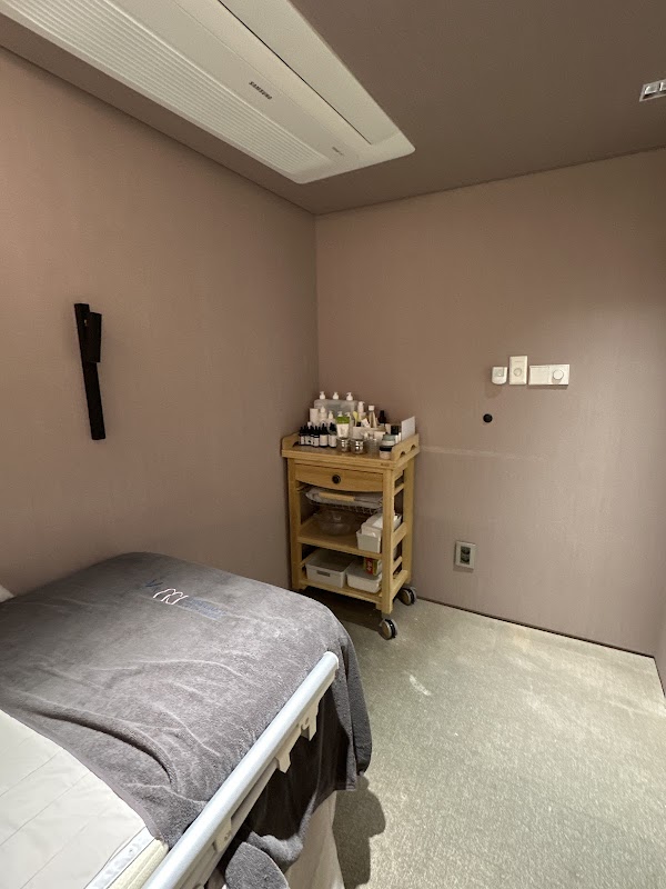 V&MJ Skin Clinic
