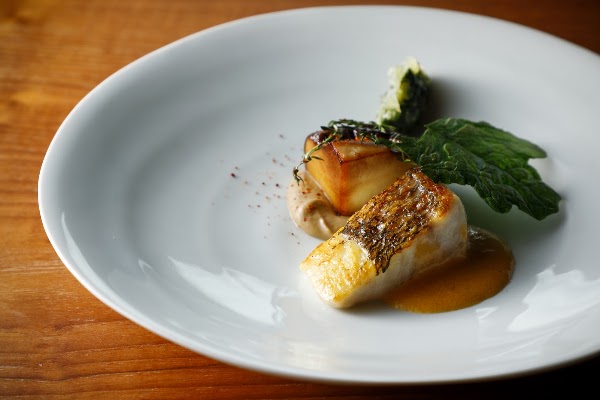 Signature Restaurant YASAKA 4