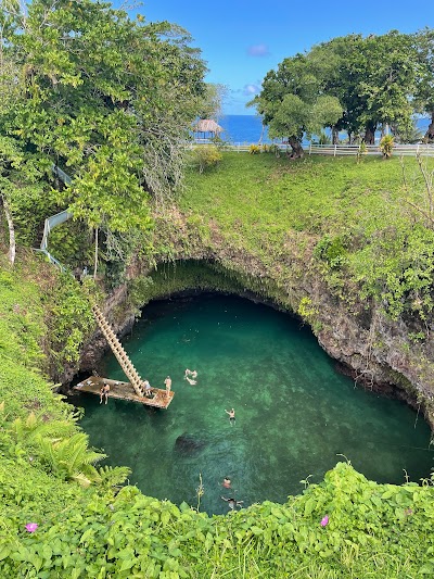 To Sua Ocean Trench