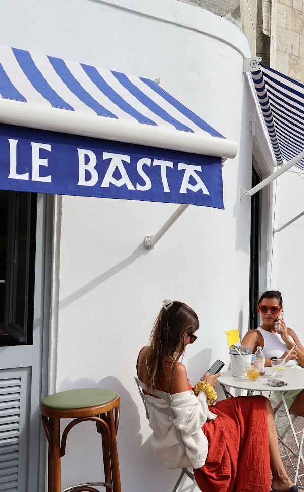 Le Basta 3